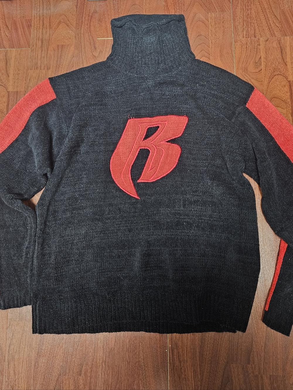 Men's Black Ruff Ryders Knit Turtleneck Sweater with Red Accents Size Large⁸